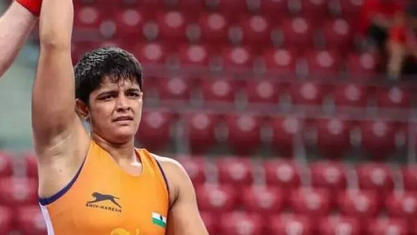 உற்சாகத்தில் ரசிகர்கள்