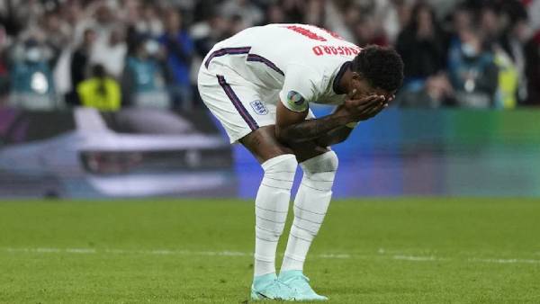 இனவெறி கருத்துக்கள் 