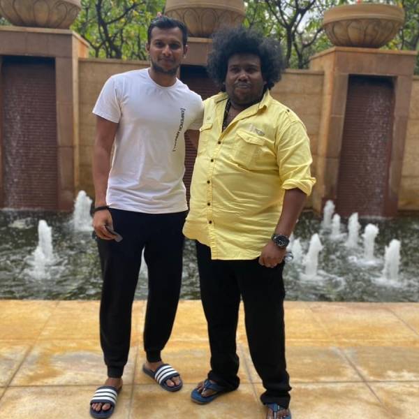 நெருக்கமான நண்பர்கள்