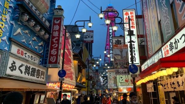  பார்வையாளர்கள் இன்றி