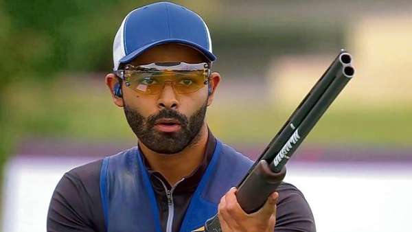 மைராஜ் அஹமது கான் 