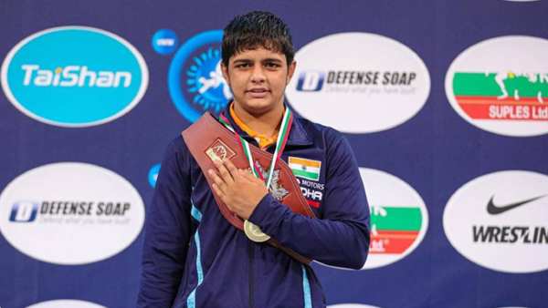 குவிந்த பதக்கங்கள் 