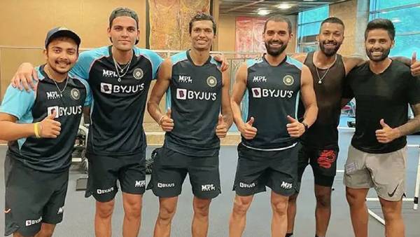 இலங்கை டூர்