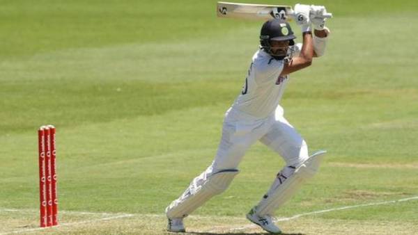 மீண்டு வாங்க புஜாரா?