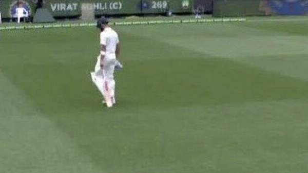  புஜாரா பரிதாபம்