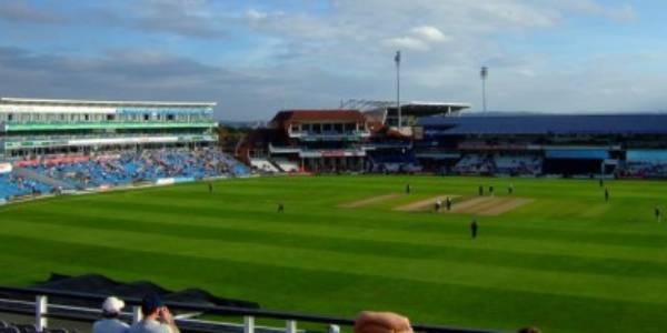 அச்சுறுத்தும் மழை