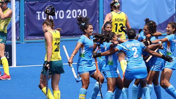  பத்தோடு பதினொன்றாய்