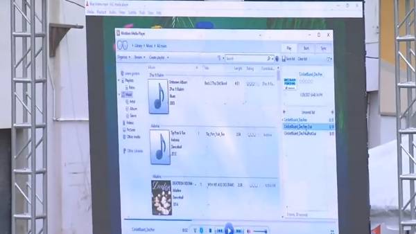  தொடர்ந்து சரிந்த விக்கெட்டுகள் 