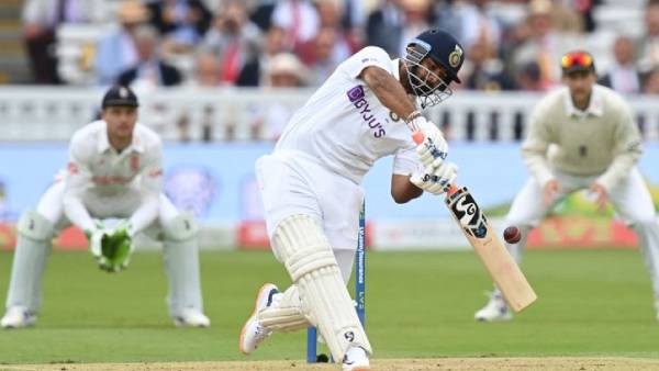 சூப்பர் ஸ்டார்