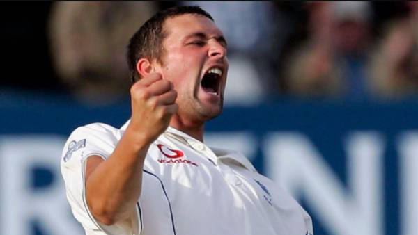 இங்கிலாந்து வீரர்கள் மகிழ்ச்சி 