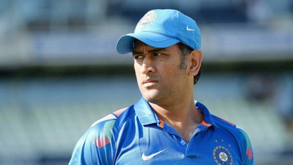  ஆலோசனையாளராக தோனி