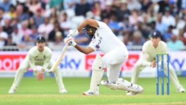 இங்கிலாந்து பவுலர்கள் திணறல் 