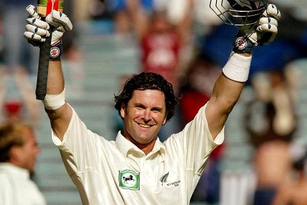 4950 ரன்கள் 