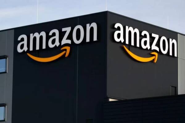 பெரும் நிறுவனங்களின் போட்டி 