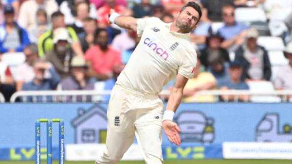 முதல் டெஸ்ட் போட்டி 