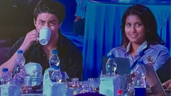 இருவரின் வெளியுலக வாழ்க்கை 