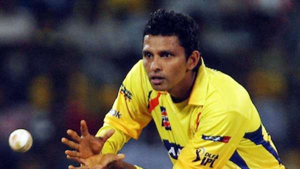  சதத்தை தடுத்த சுராஜ்