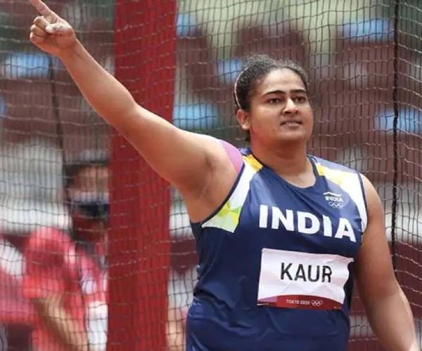 மழையால் நிறுத்தம்