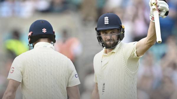  வோக்ஸ் அரைசதம்