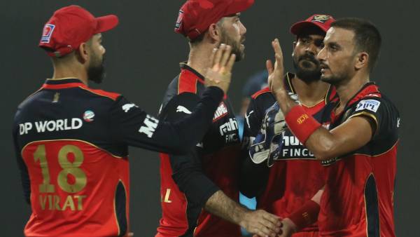  தடுமாறிய ஹிட்டர்ஸ்