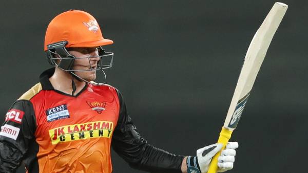  ஒரே மேட்சில் மாஸ்