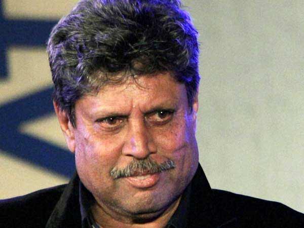  கபில் தேவ் முதலிடம் 