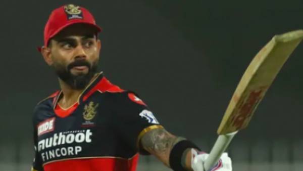  டி வில்லியர்ஸ் - மேக்ஸ்வெல்