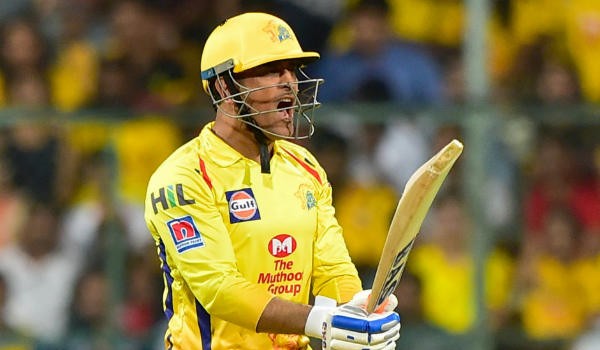 தோனி தந்த சர்ஃப்ரைஸ்