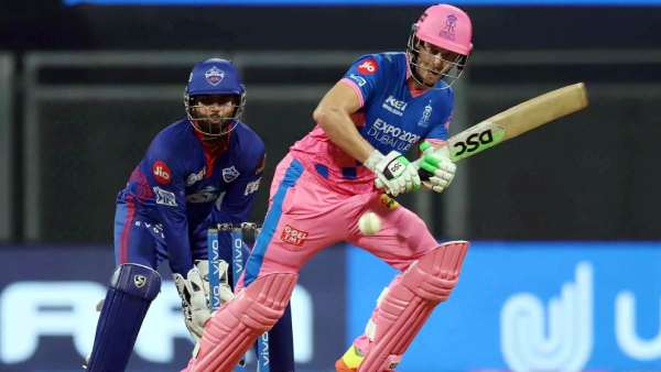  முதல் ஓவரிலேயே விக்கெட்