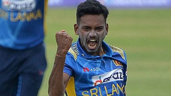 2 இலங்கை வீரர்கள் 