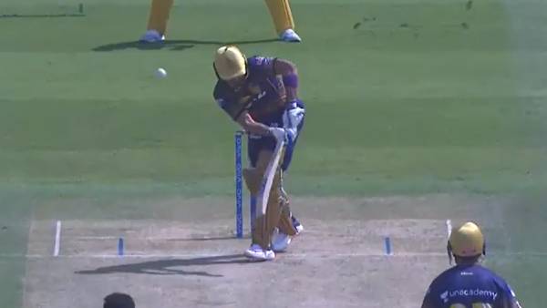  முதல் விக்கெட்