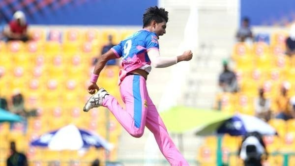 பவுலிங் மாற்றம் 