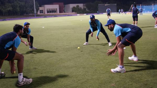  அசந்துப்போன வீரர்கள் 