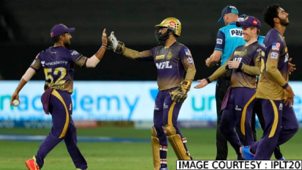 பந்து வீச்சில் முத்திரை பந்து வீச்சில் முத்திரை