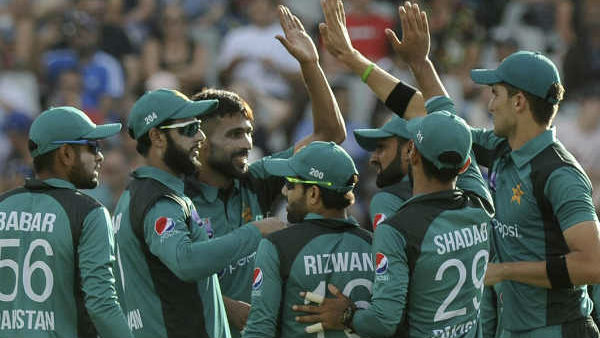  பாக் ரசிகர்கள் கொண்டாட்டம்