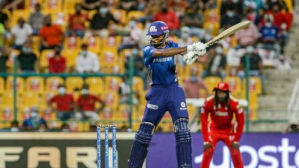  இரண்டு அணிகள் மீதம்