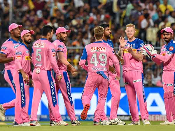 ஆர்ஆர் அணி