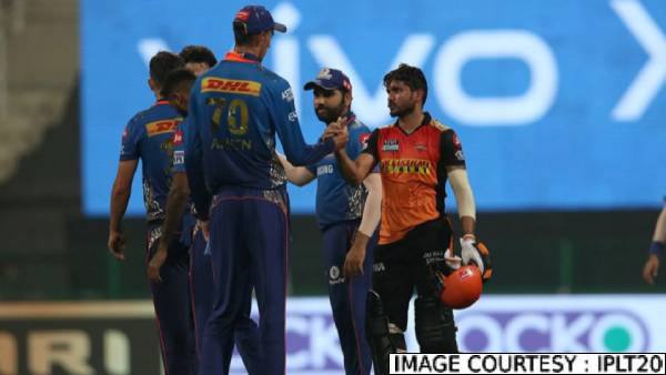  வெளியேறிய மும்பை