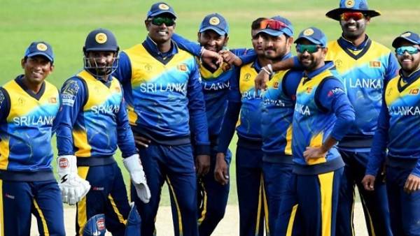 இலங்கை, வங்கதேச அணிகள் 