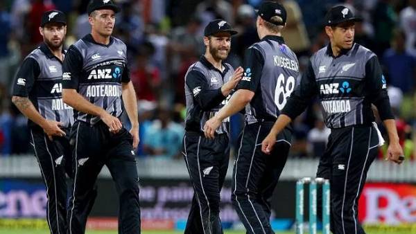 ரசிகர்கள் பிரார்த்தனை 