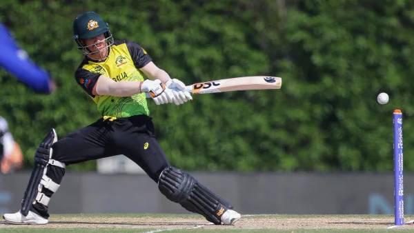 30 ரன்கள்