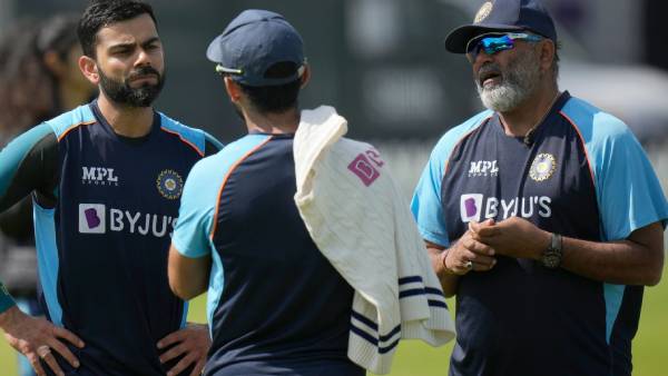 இடைவெளி வேண்டும் 