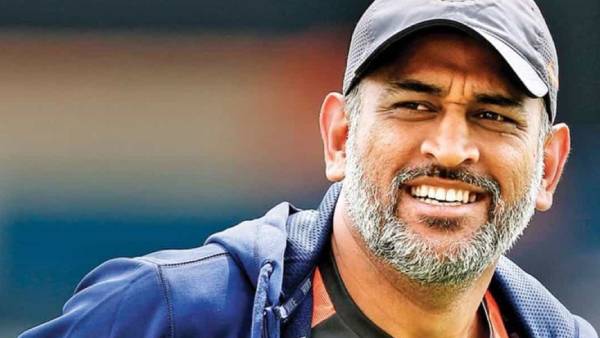 தோனி பங்கேற்ப 