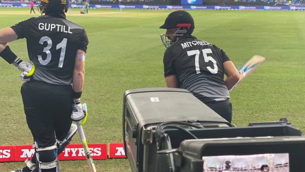 கடினமான போட்டி 