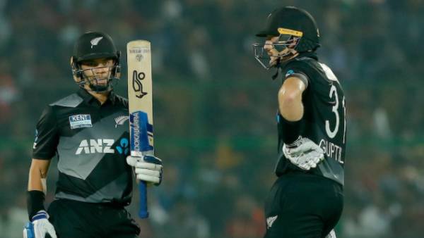 ஆட்டம் மாறியது 