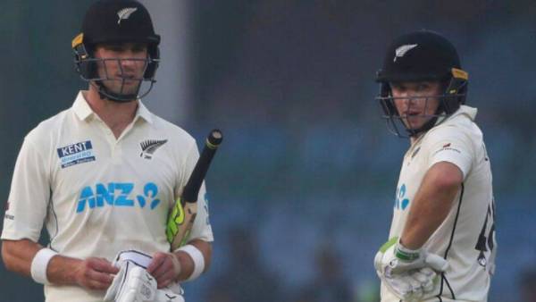 நிதான ஆட்டம்