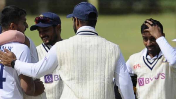 நாடு திரும்பும் வீரர்கள் 