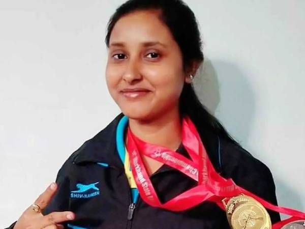 கோனிகா லாயக்