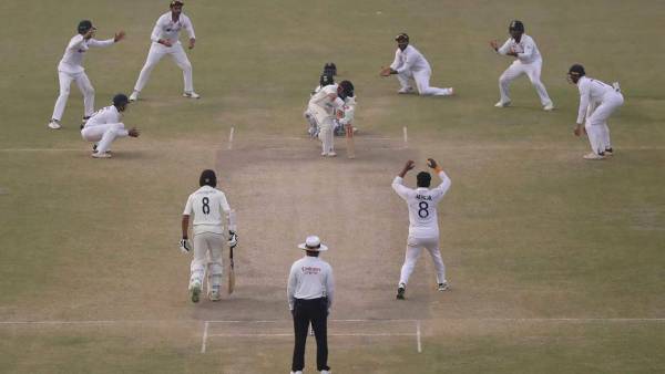 பிட்ச்-ல் திடீர் மாற்றம்