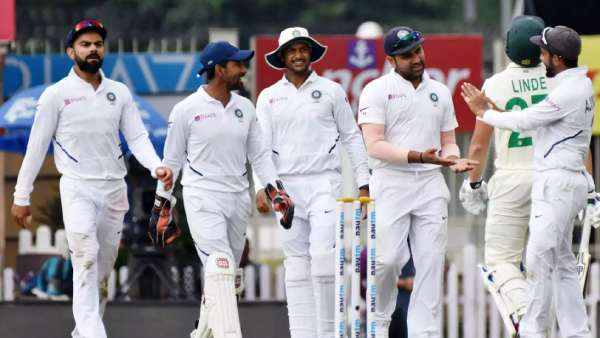 முதல் டெஸ்ட் போட்டி 